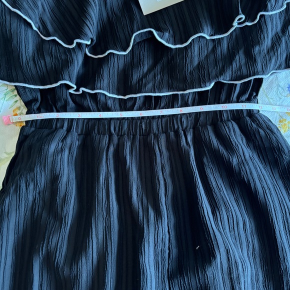 MINKPINK Black Ruffle Textured Contrast Stitch Jumpsuit Size XS - Picture 9 of 11